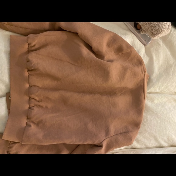 Aritzia Wilfred Bomber - Picture 5 of 5